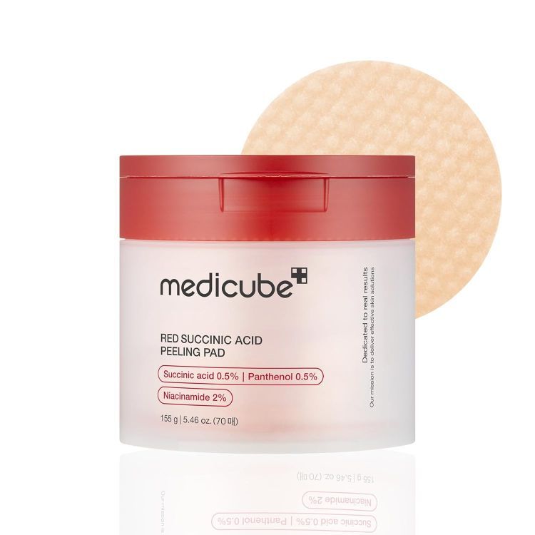 Medicube Red Succinic Acid Panthenol Facial Peeling Pads product image 3