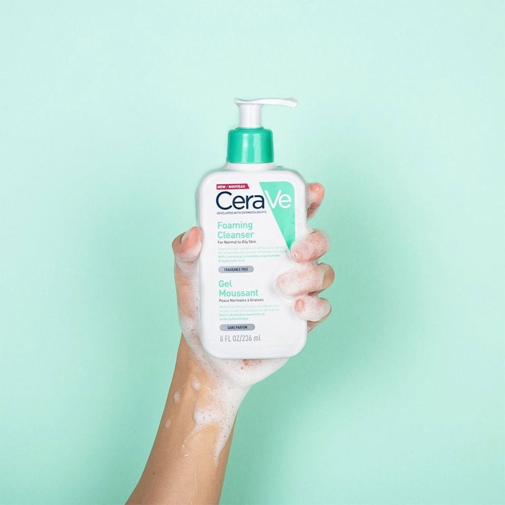 CeraVe Hypoallergenic Foaming Facial Gel Cleanser with Ceramides & Hyaluronic Acid for Normal to Oily Skin, 236ml product image 3