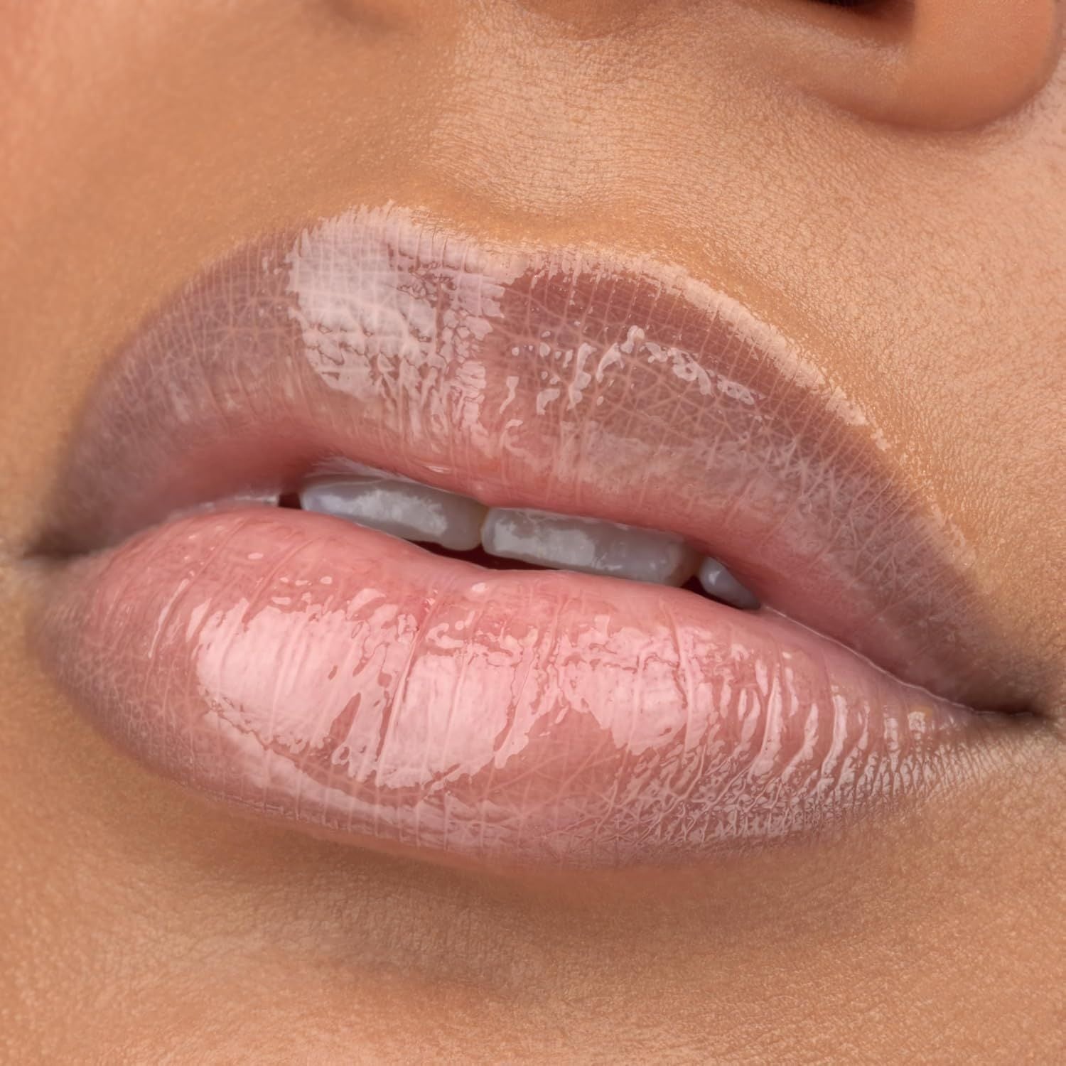 Essence Extreme Shine Volumizing Lip Gloss Crystal Clear 01, 1 Piece product image 5